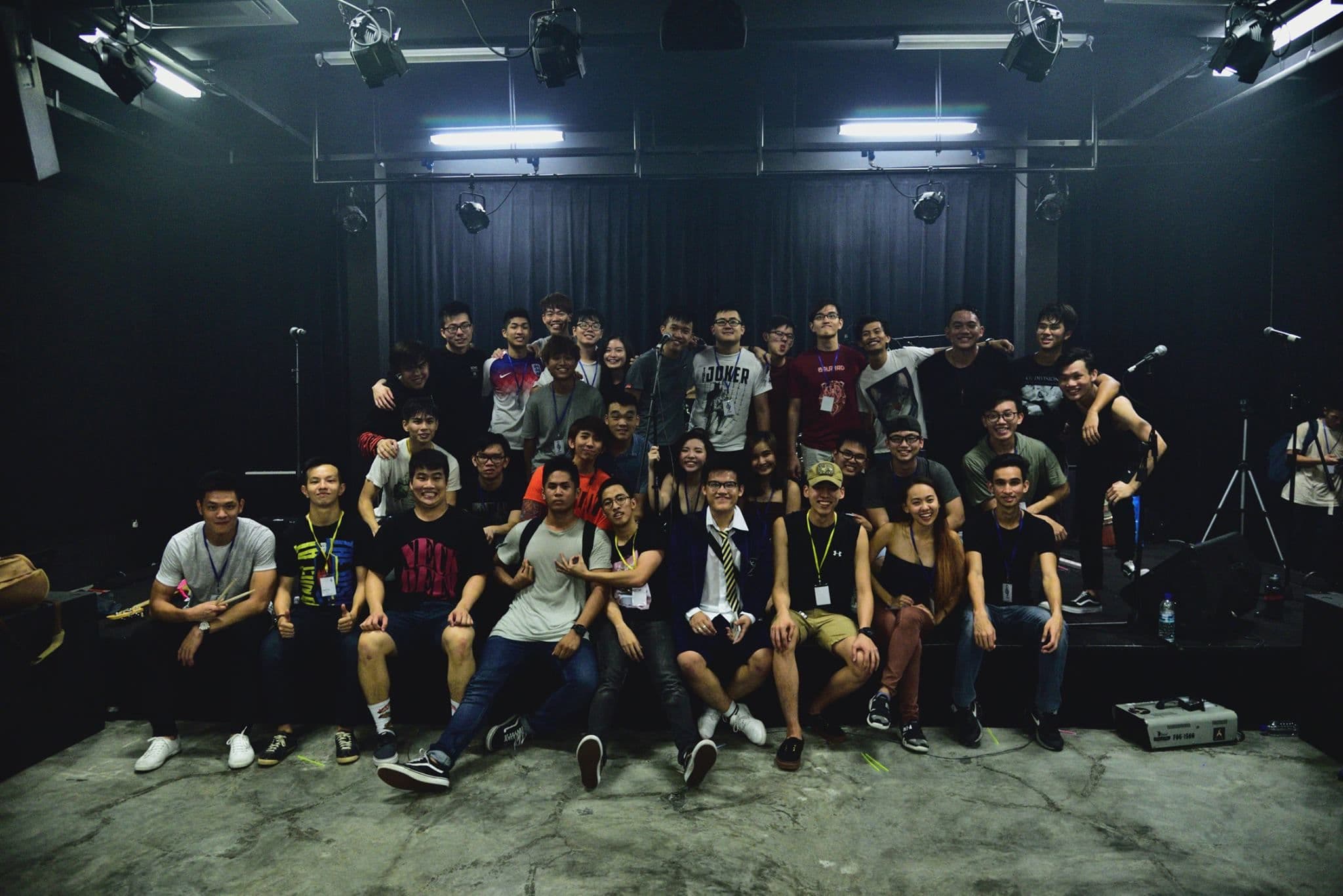 Customary post concert group photo (JNS2)